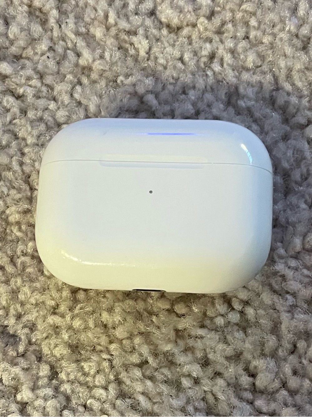 Apple AirPods - Charging Case